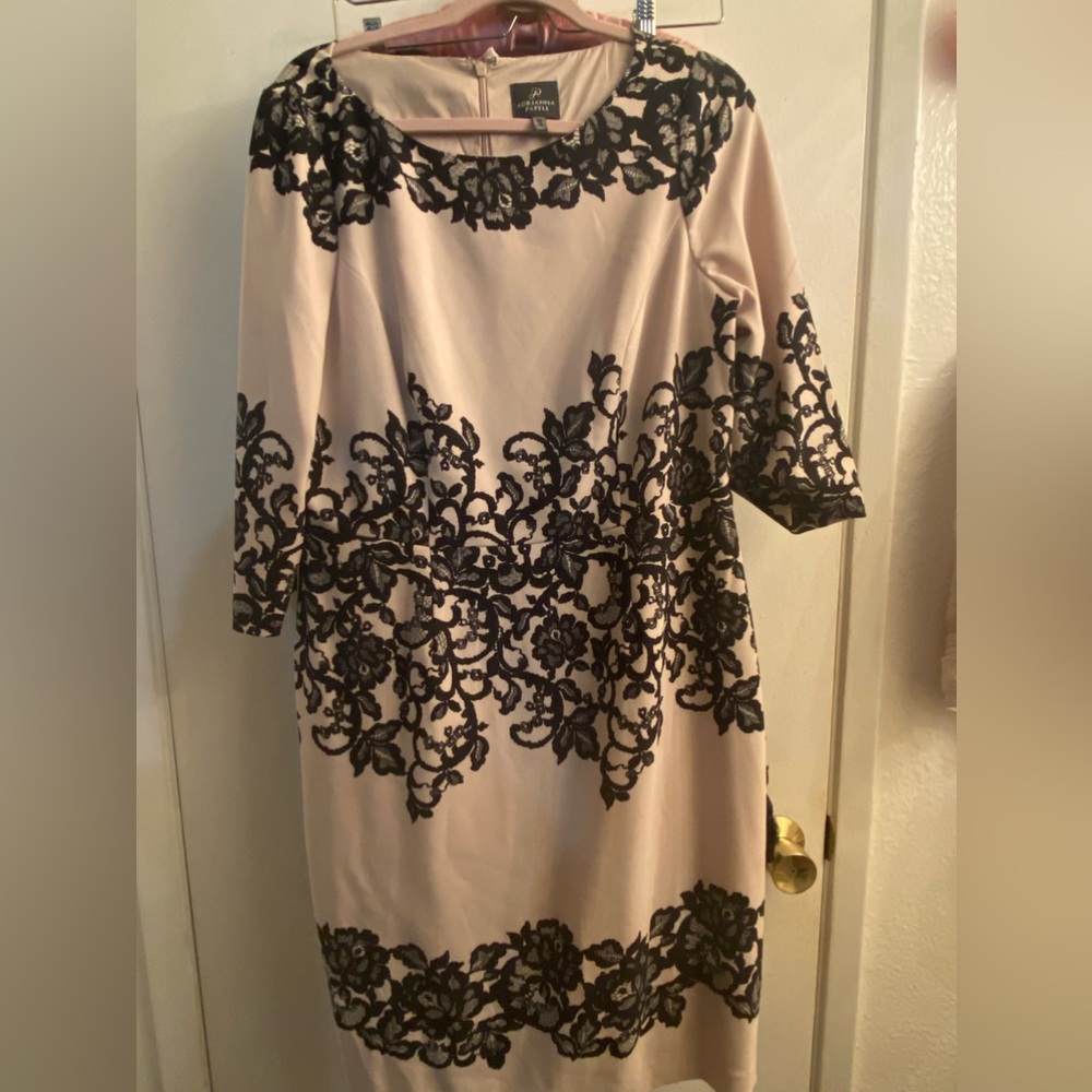 Adrianna Papell Cream Dress size 14
